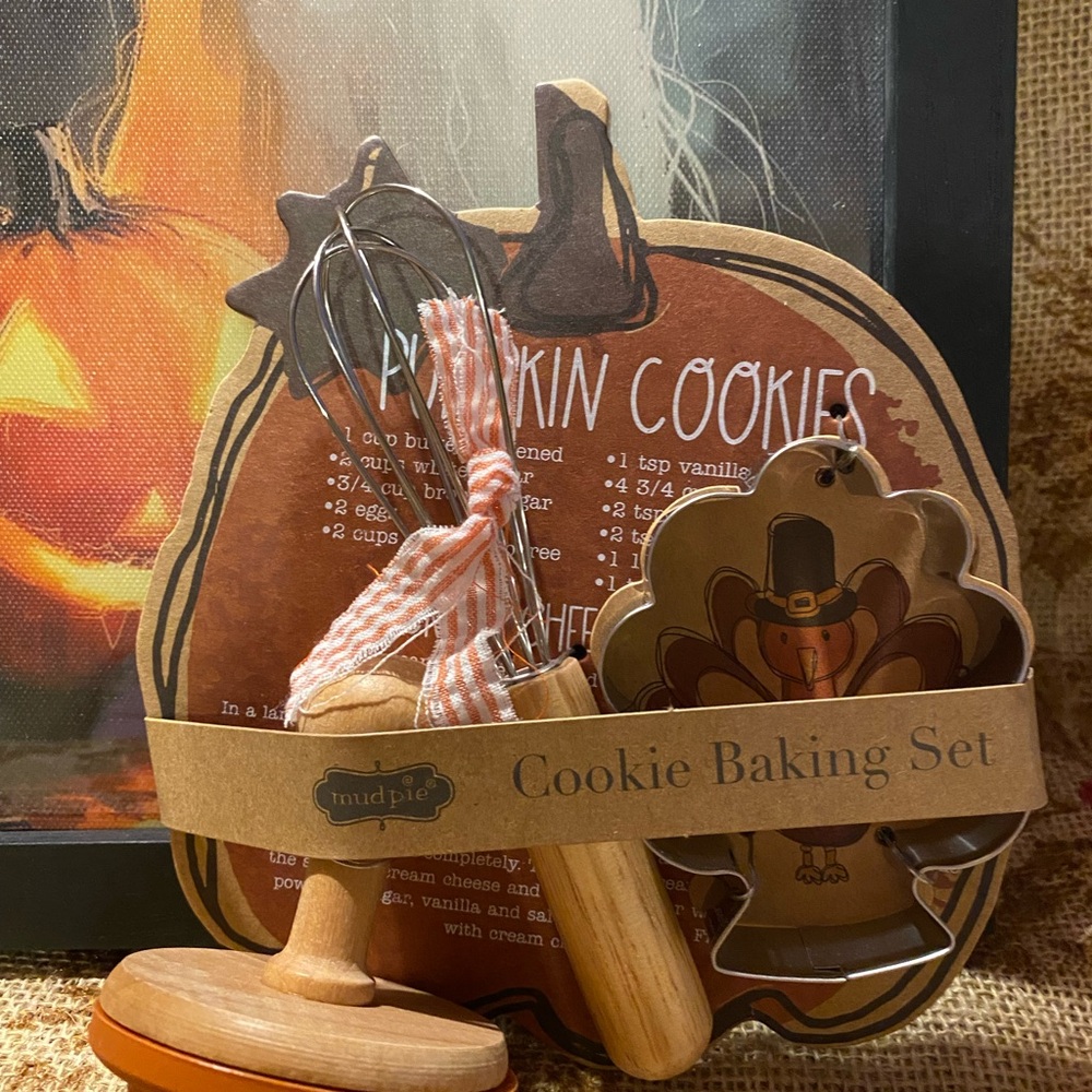 Mud Pie Cookie Baking Set - Orange and Brown